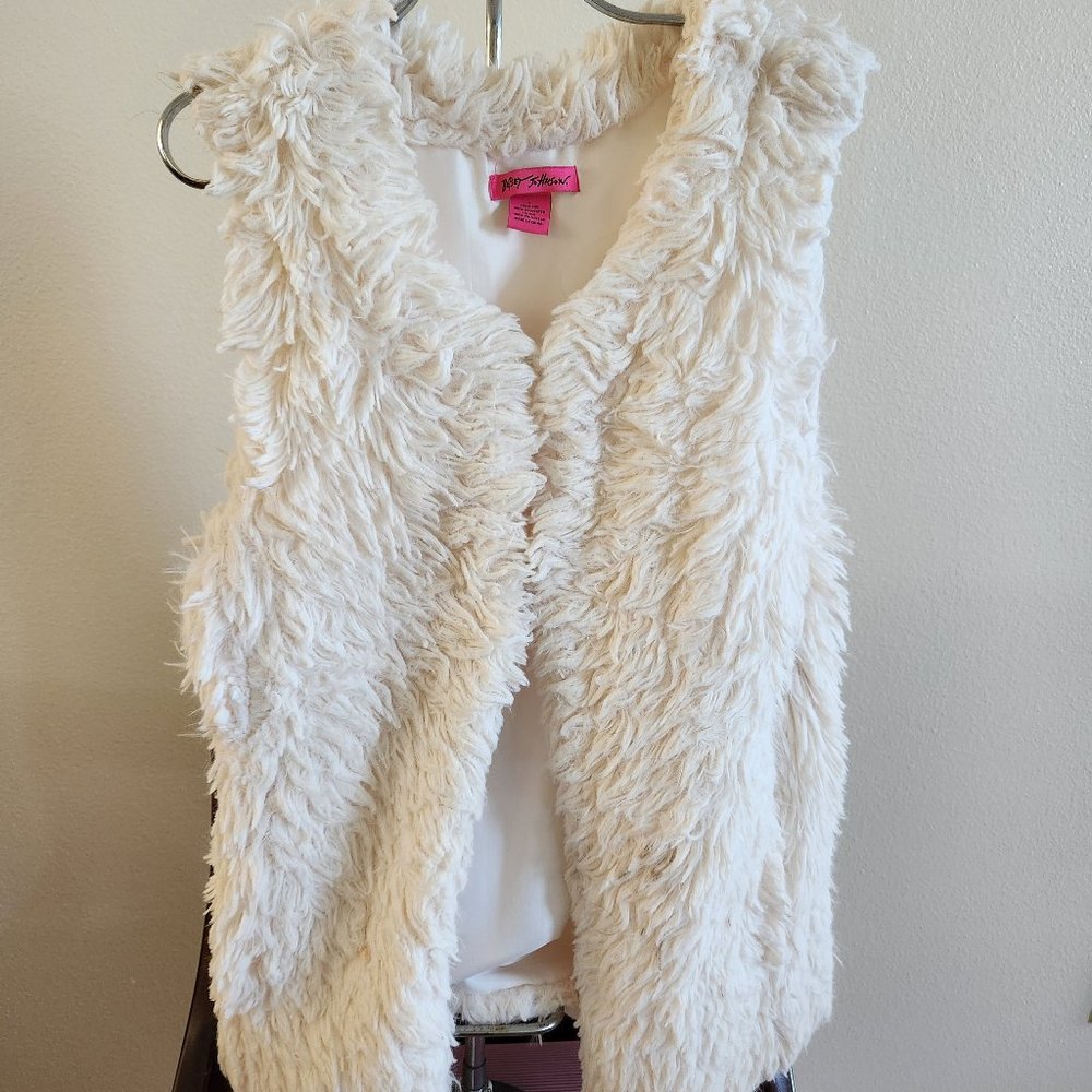 Betsey Johnson Cream Faux Fur Vest - Women's